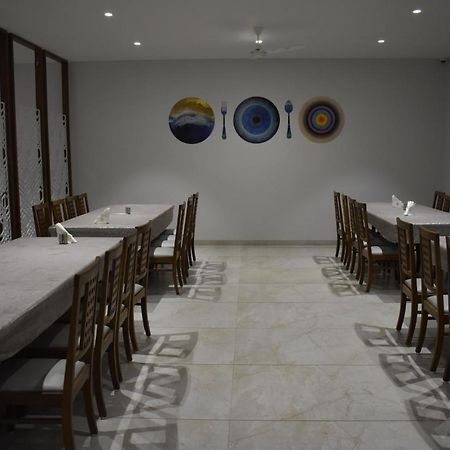 Shilpi Hill Resort Saputara Ngoại thất bức ảnh