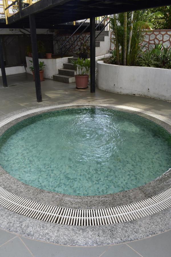 Shilpi Hill Resort Saputara Ngoại thất bức ảnh