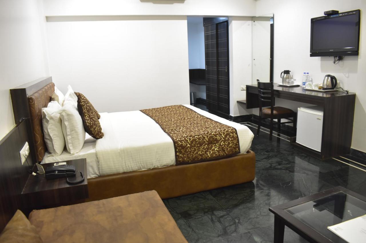 Shilpi Hill Resort Saputara Ngoại thất bức ảnh