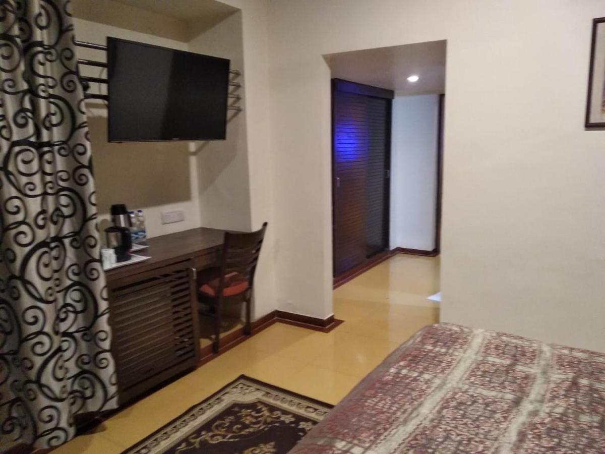 Shilpi Hill Resort Saputara Ngoại thất bức ảnh