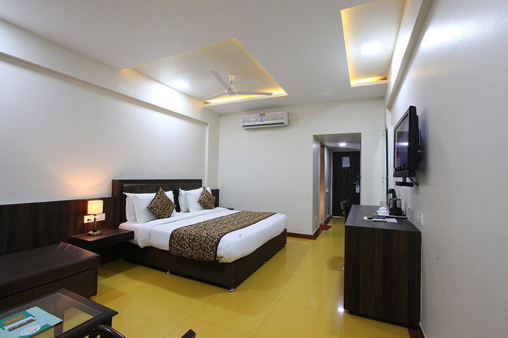 Shilpi Hill Resort Saputara Phòng bức ảnh