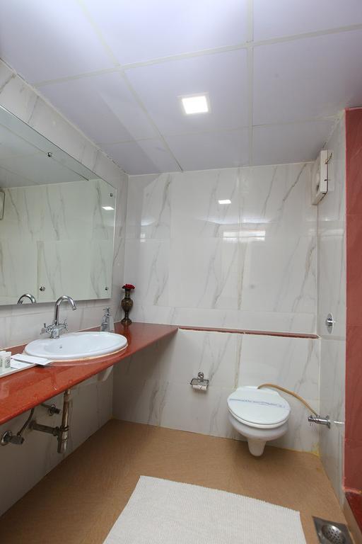 Shilpi Hill Resort Saputara Phòng bức ảnh